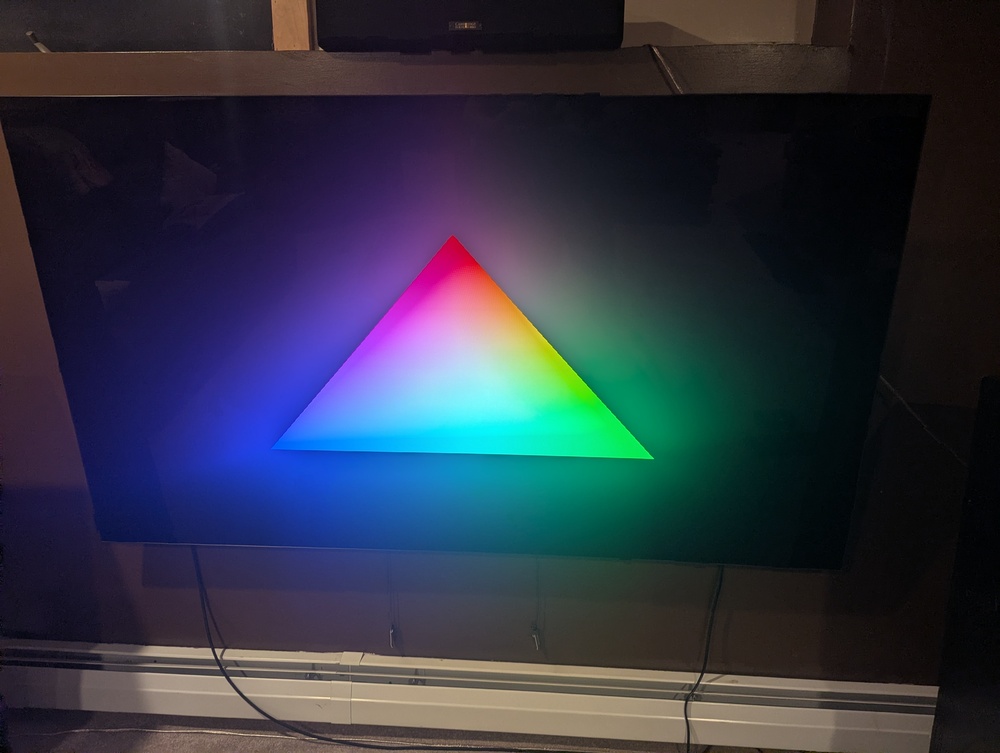 Rendered triangle running on the Steam Machine displayed on my TV